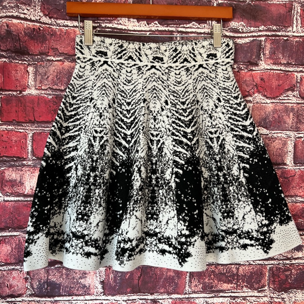 Black & White Abstract Geometric Knit Skater Skirt
